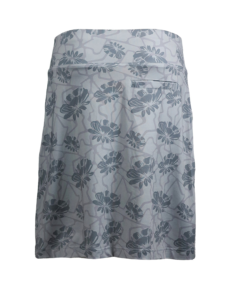 Magda Knee Skort Hibiscus Flower