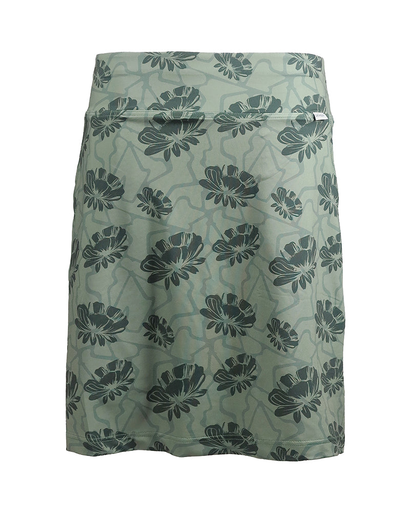 Magda Knee Skort Hibiscus Flower